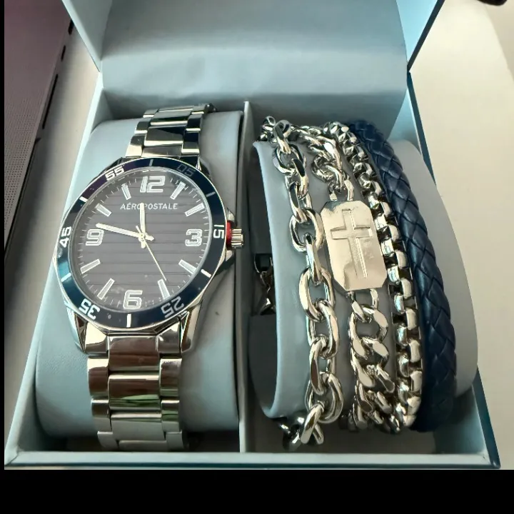 Reloj AEROPOSTALE Azul con 4 brazaletes 